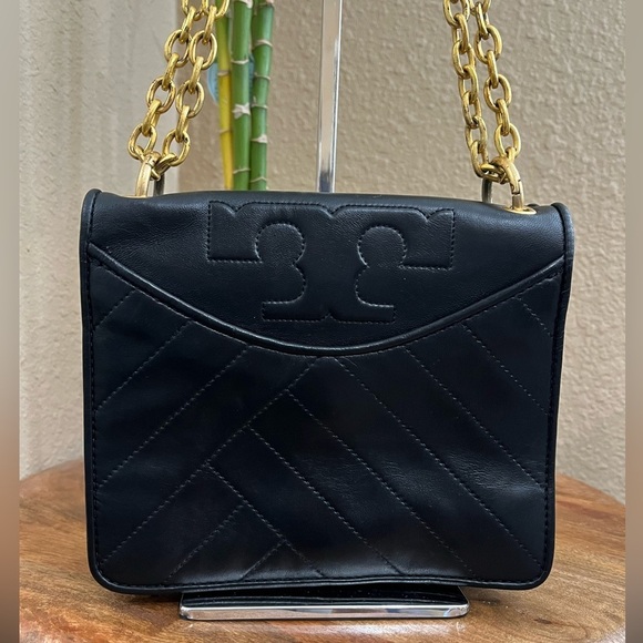 Tory Burch Handbags - TORY BURCH ALEXA CONVERTIBLE BLACK LEATHER SHOULDER BAG